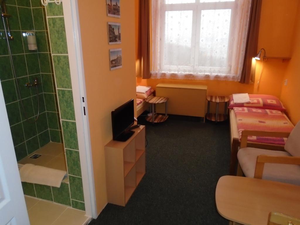 Pension Dobroucky Prague Chambre photo